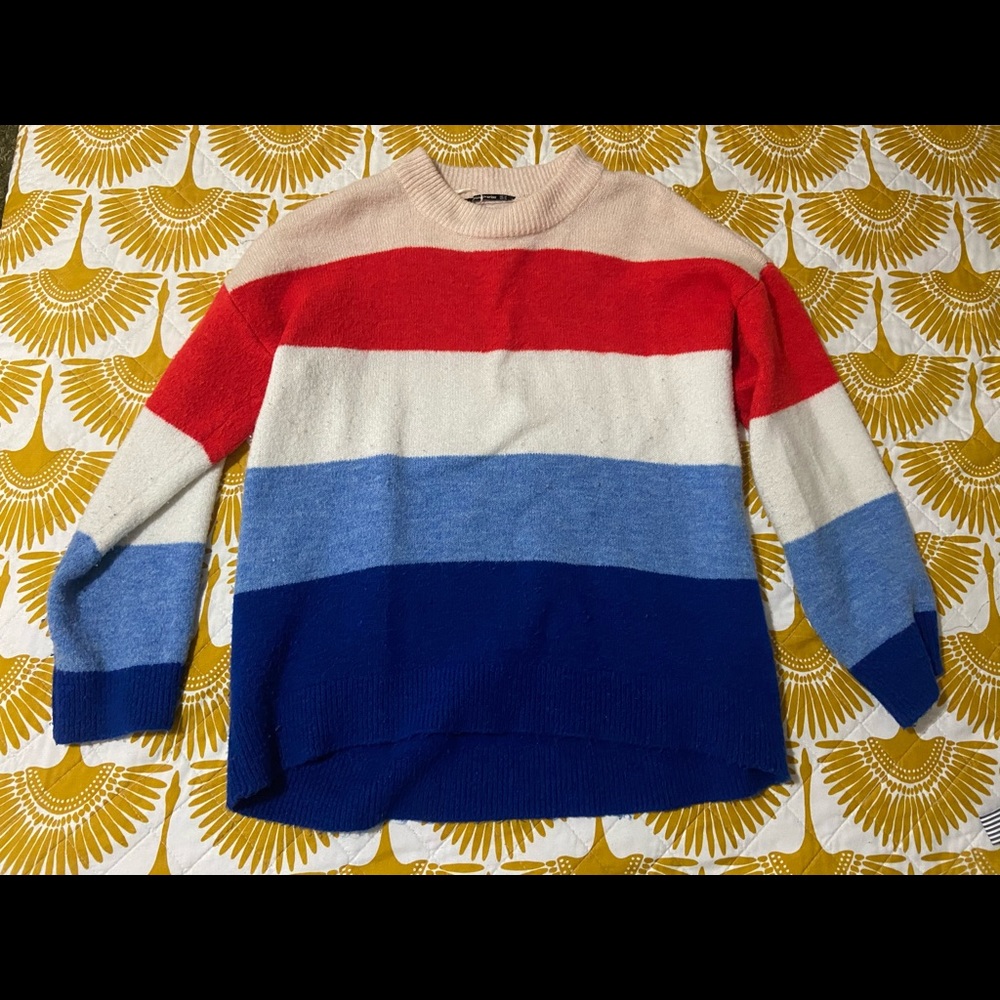 Stradivarius sweater size M